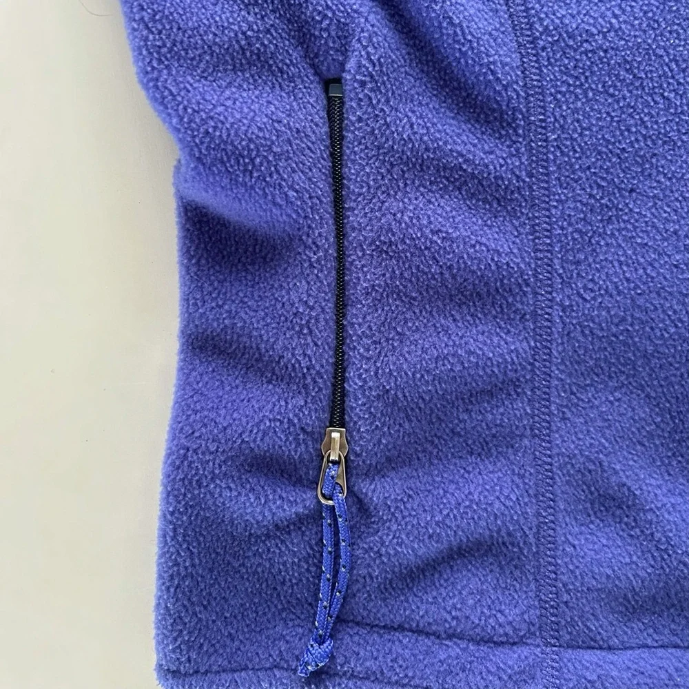 Patagonia Deep Purple Full Zip Fleece Vest Women’s Size M Spring Layer - Picture 2 of 6